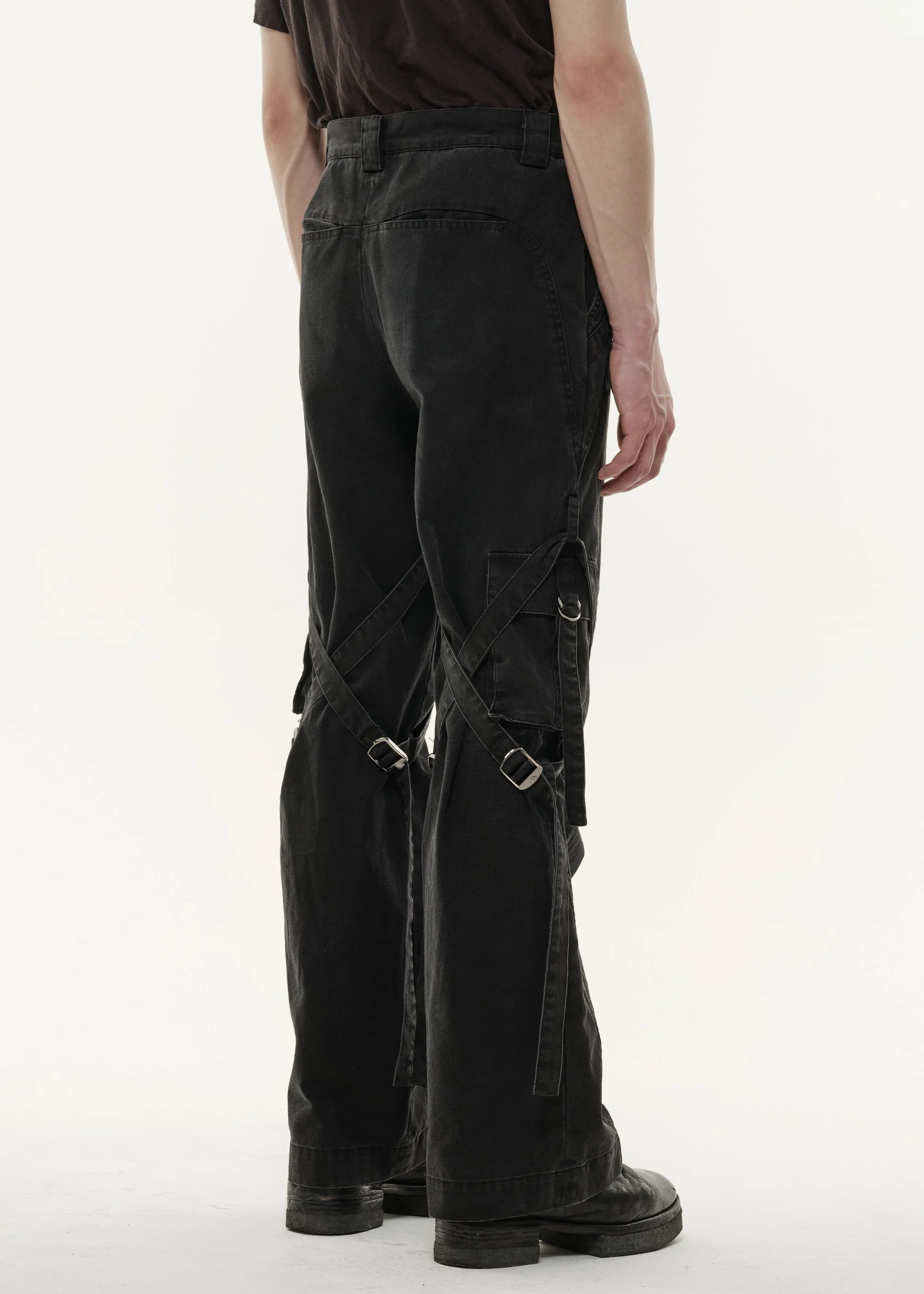 【TLLDAWN】BONDAGE CARGO 1/2 PANTS BLACK TBW Bondage Cargo Pants — Troubled Waters